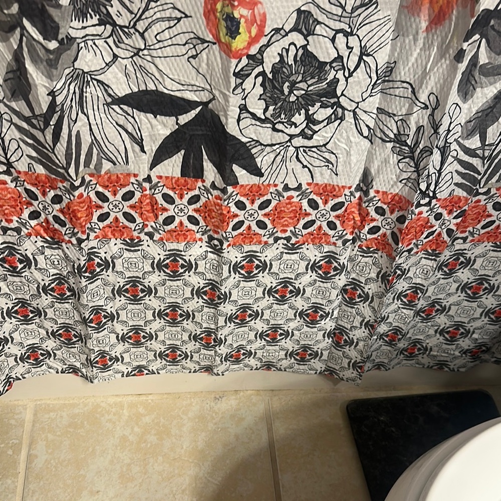 Brielle Home Floral Shower Curtain with matching rug